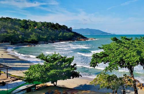 3 Bedroom Sea View Villa Escape