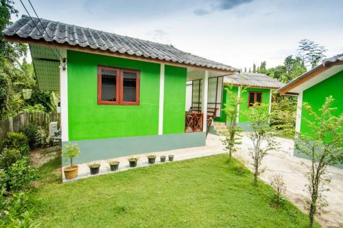 Hostal Sarm Mork Guest House