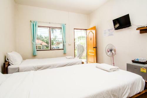 Hostal Sarm Mork Guest House