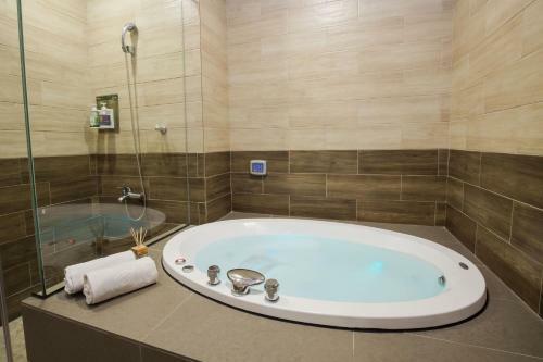 Motel Duo Romance Hotel