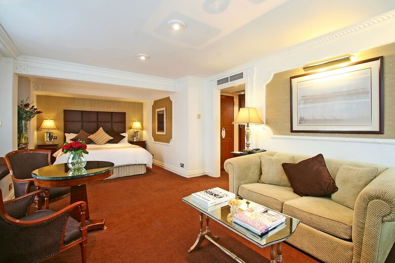 Hotel Rathbone