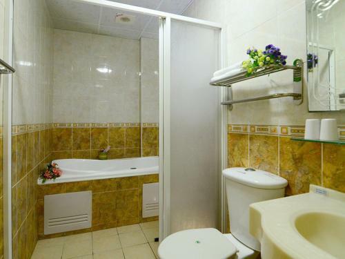 East Love Homestay