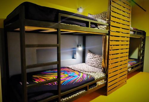 Qinglian Youth Hostel