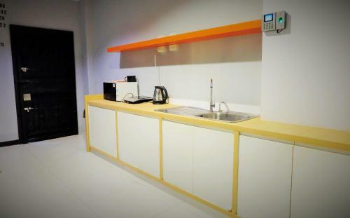 Qinglian Youth Hostel