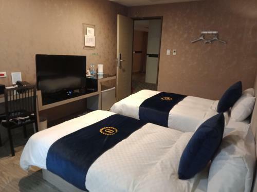 Posada Taipei Bridge Sparkle Hotel
