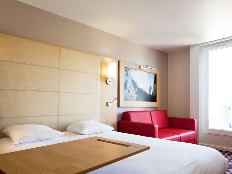 Hotel Ibis Styles Chinon (formerly All Seasons)