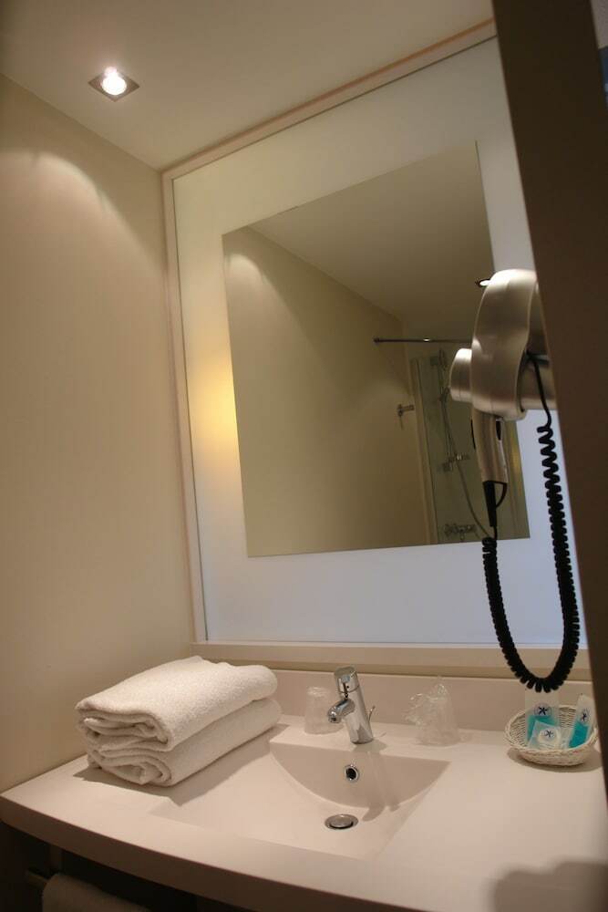 Hotel Ibis Styles Chinon (formerly All Seasons)