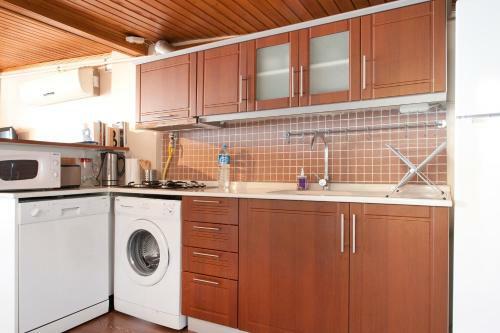 Aslan Apartments