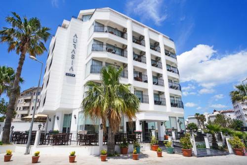 Aurasia City Hotel
