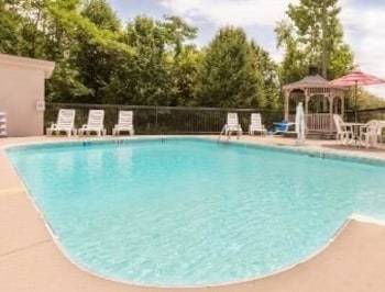 Hotel Ramada Pelham