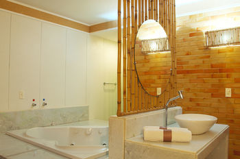 New Dhunas Motel - Adult Only