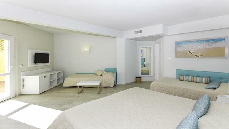 Hotel Mangia's Brucoli, Sicily, Autograph Collection