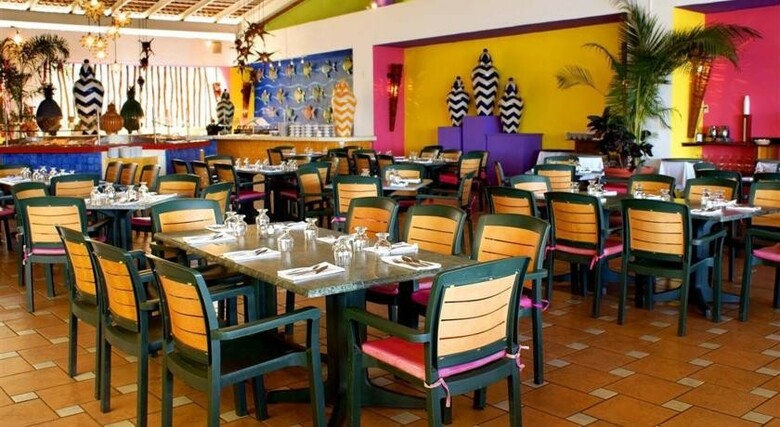 Hotel Decameron Los Cocos