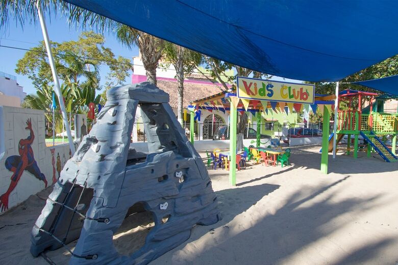 Hotel Decameron Los Cocos