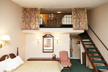 Hotel Fox Ridge Resort, A Red Jacket Resort