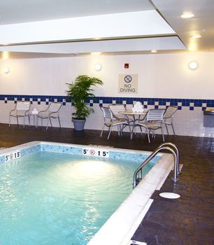 Hotel Fairfield Inn And Suites By Marriott Youngstown