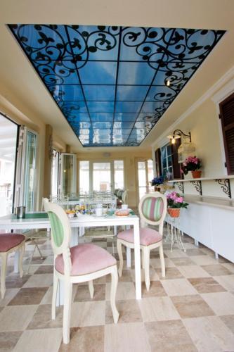 Hotel Mocambo