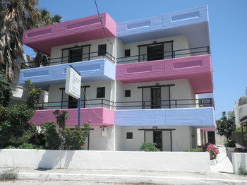 George's Studios & Apartments