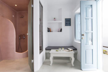 Aparthotel Ilioperato Traditional Apartments