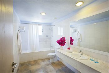 Apartamento Aliathon Holiday Village