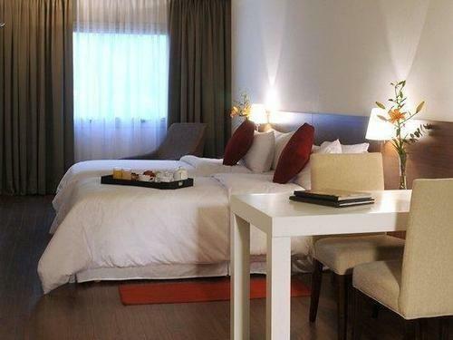 Hotel Dazzler Tower Maipu