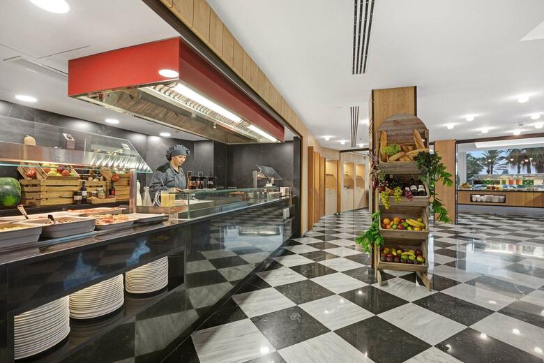 Hotel Pure Salt Garonda