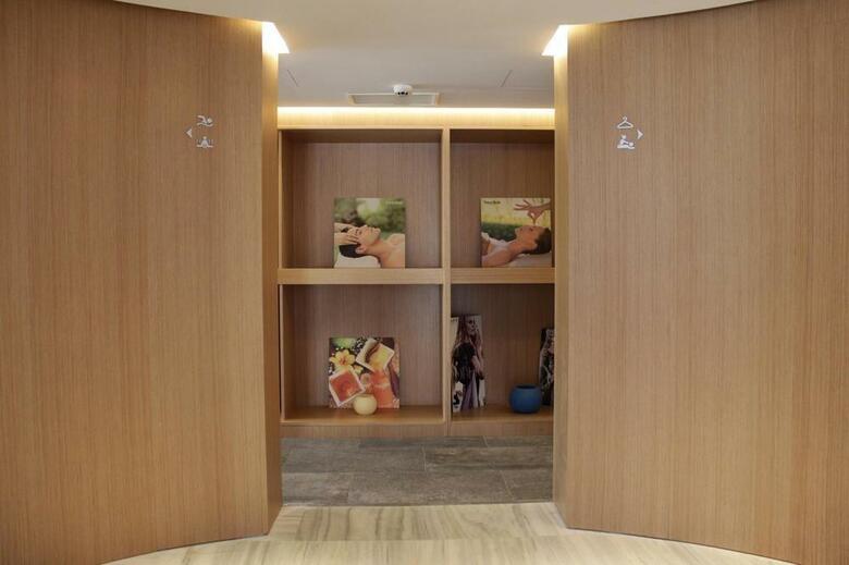 Hotel Pure Salt Garonda