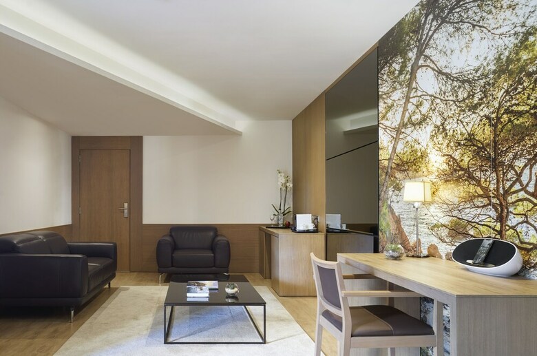 Hotel Pure Salt Garonda