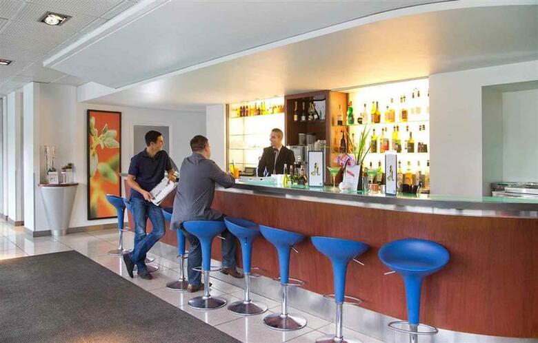 Hotel Novotel Creteil Le Lac