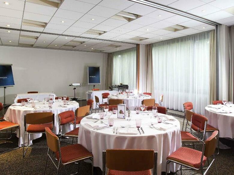 Hotel Novotel Creteil Le Lac