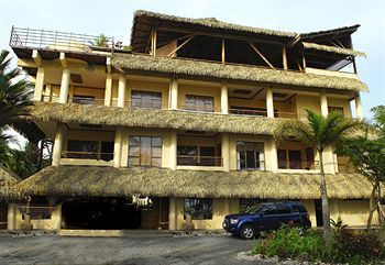 Canciones Del Mar Hotel