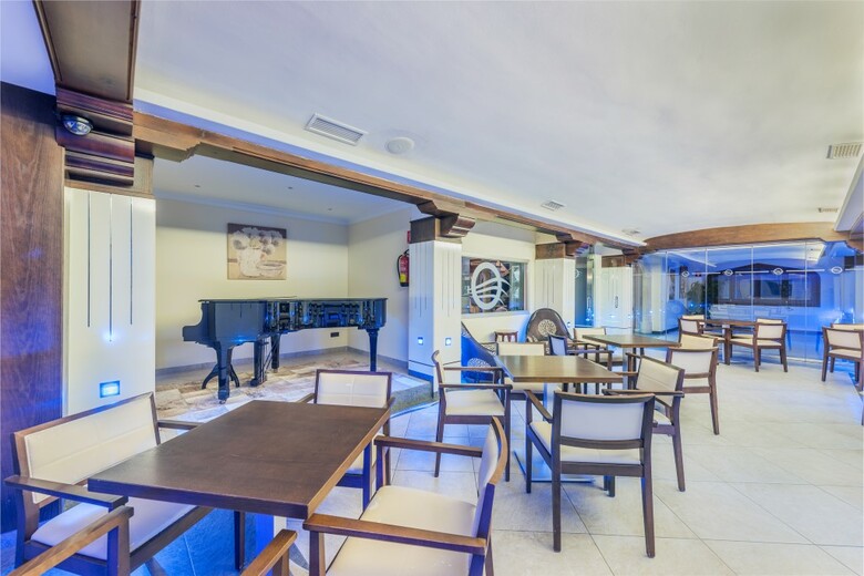 Hotel Torre Azul