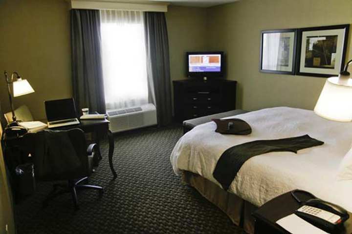 Hotel Hampton Inn & Suites Edmonton West