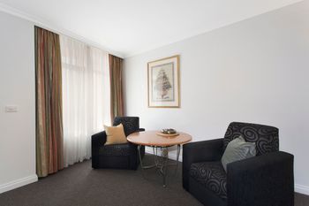 Hotel Melbourne Metropole Central