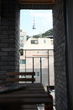 Hotel Myeongdong Artmonstay Guesthouse