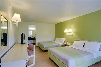 Motel 6 Houston - Baytown East