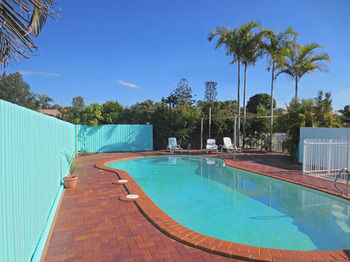 Jade Waters Holiday Apartments
