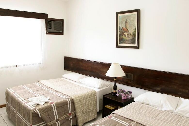 Holz Hotel