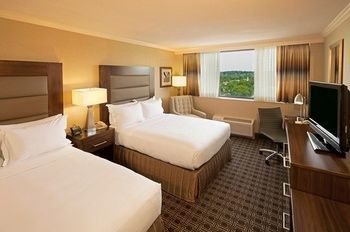 Hotel Crystal City Hilton