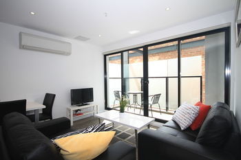 Rnr Serviced Apartments North Melbourne
