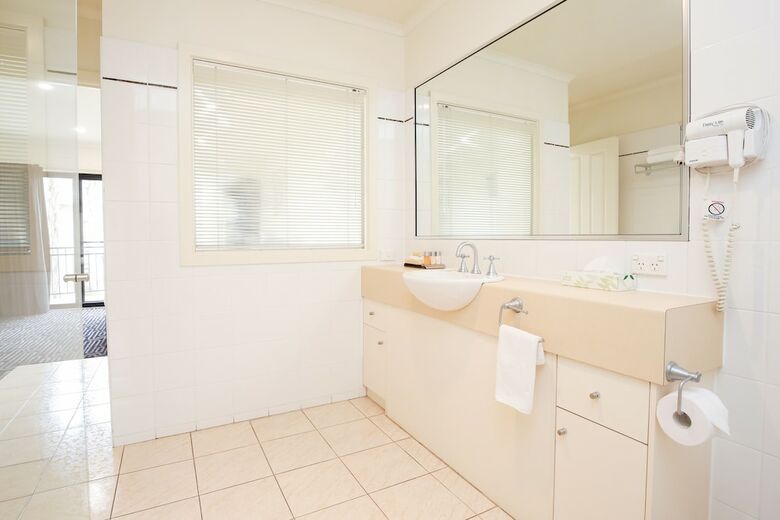Aquarius Apartments And Cabins