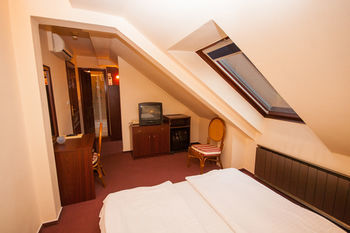 Hotel Korona Pension Restaurant
