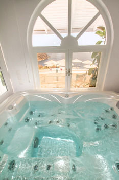 Hotel Zenith Blue