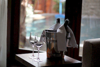 Hotel Cambana D'angkor Suites