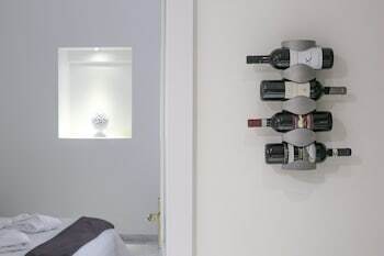 Hotel Apollo Suites
