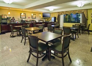 Hotel Comfort Suites (baytown)
