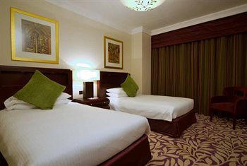 The Diplomat Radisson Blu Hotel, Residence & Spa