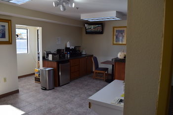 Hotel Royal Inn Douglasville