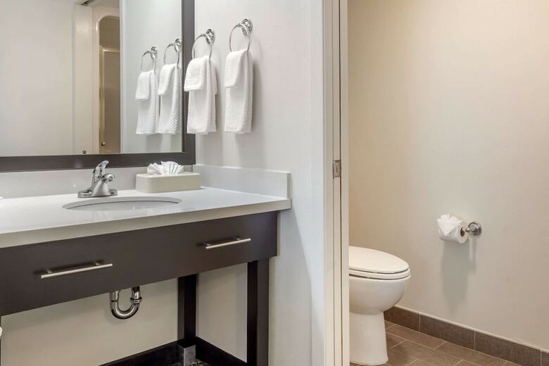 Hotel Sleep Inn Seatac Airport