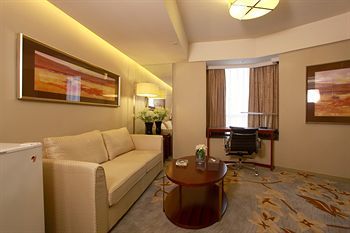 Shenzhen New World Metro Grand Hotel